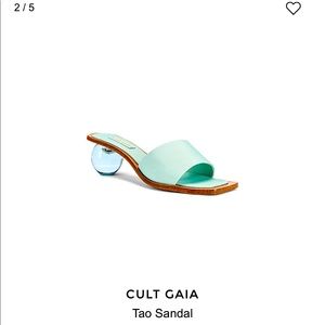🦋EUC Cult Gaia TAO Sandals🦋